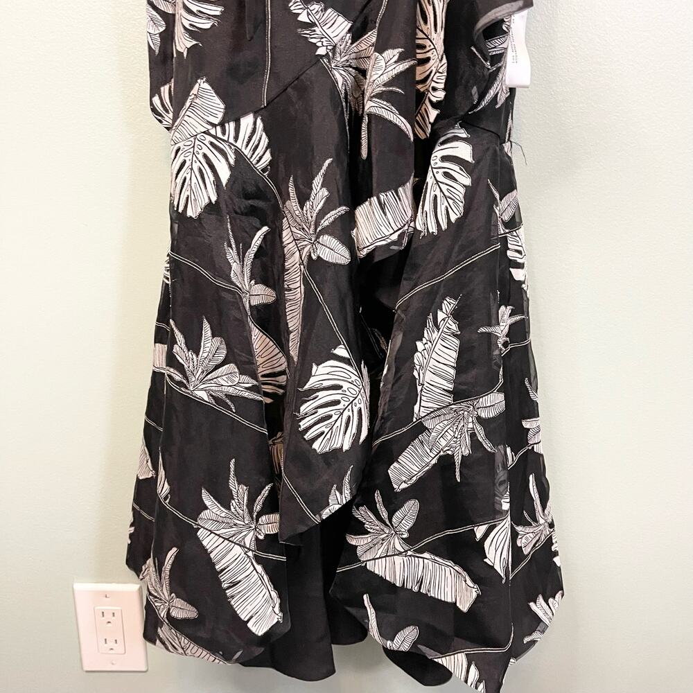 Dress The Population Delphine Wrap Dress Small Feminine Romantic Party Date NWT - Picture 7 of 11